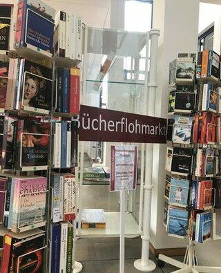 Bücherflohmarkt in der Stadtbibliothek